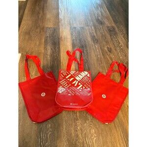 Lululemon reusable tote bags